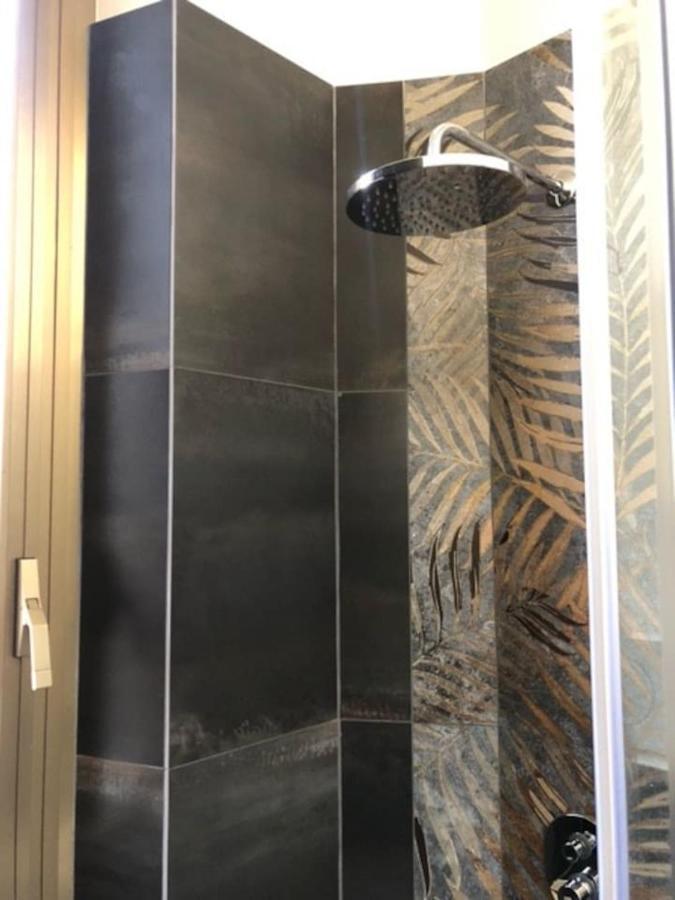 Interno 18 - Appartamento A San Giovanni ローマ エクステリア 写真